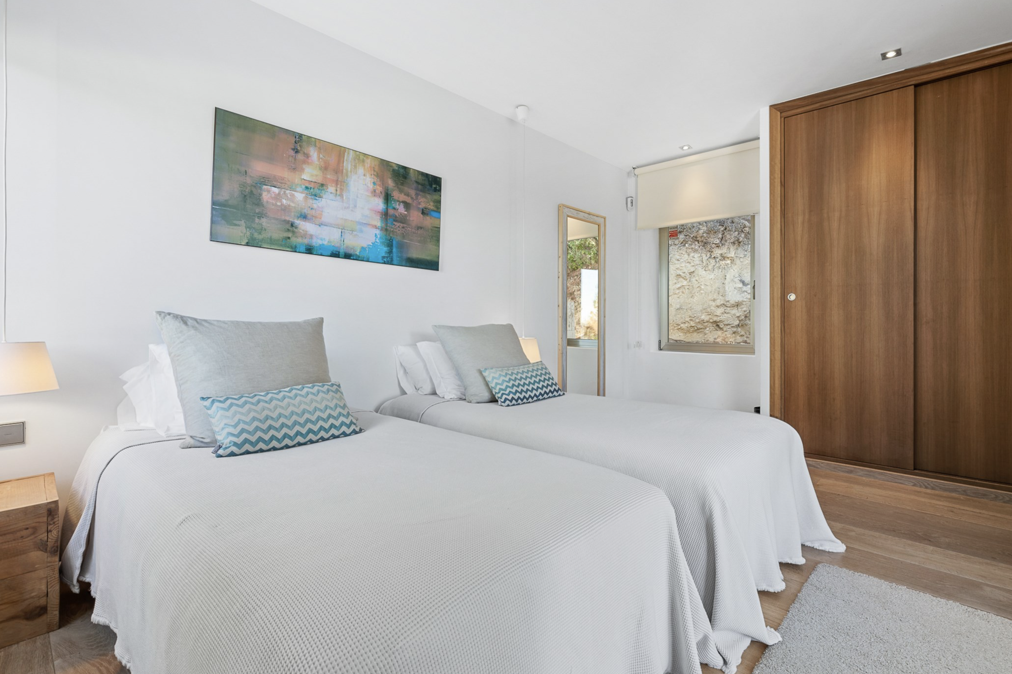 Resa Estates Ivy Cala Tarida Ibiza  luxe woning villa for rent te huur house bedroom 9.png